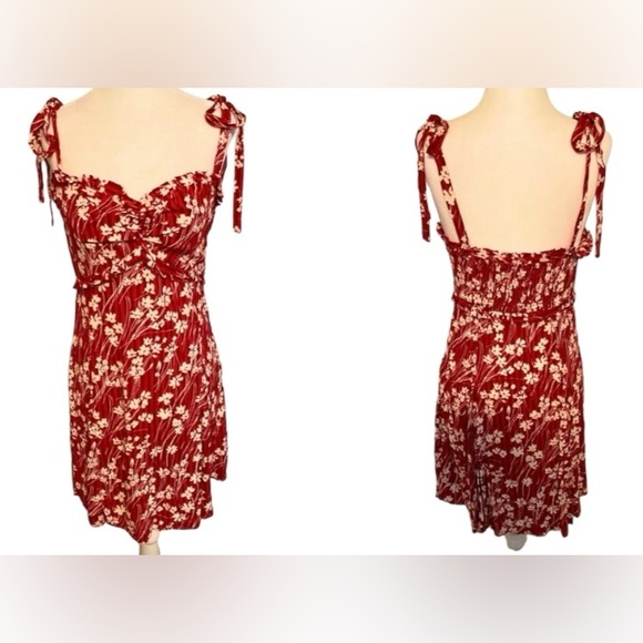 Sold FREE PEOPLE Floral Tie Shoulder
Mini Dress Size 6 NWOT - Picture 1 of 4